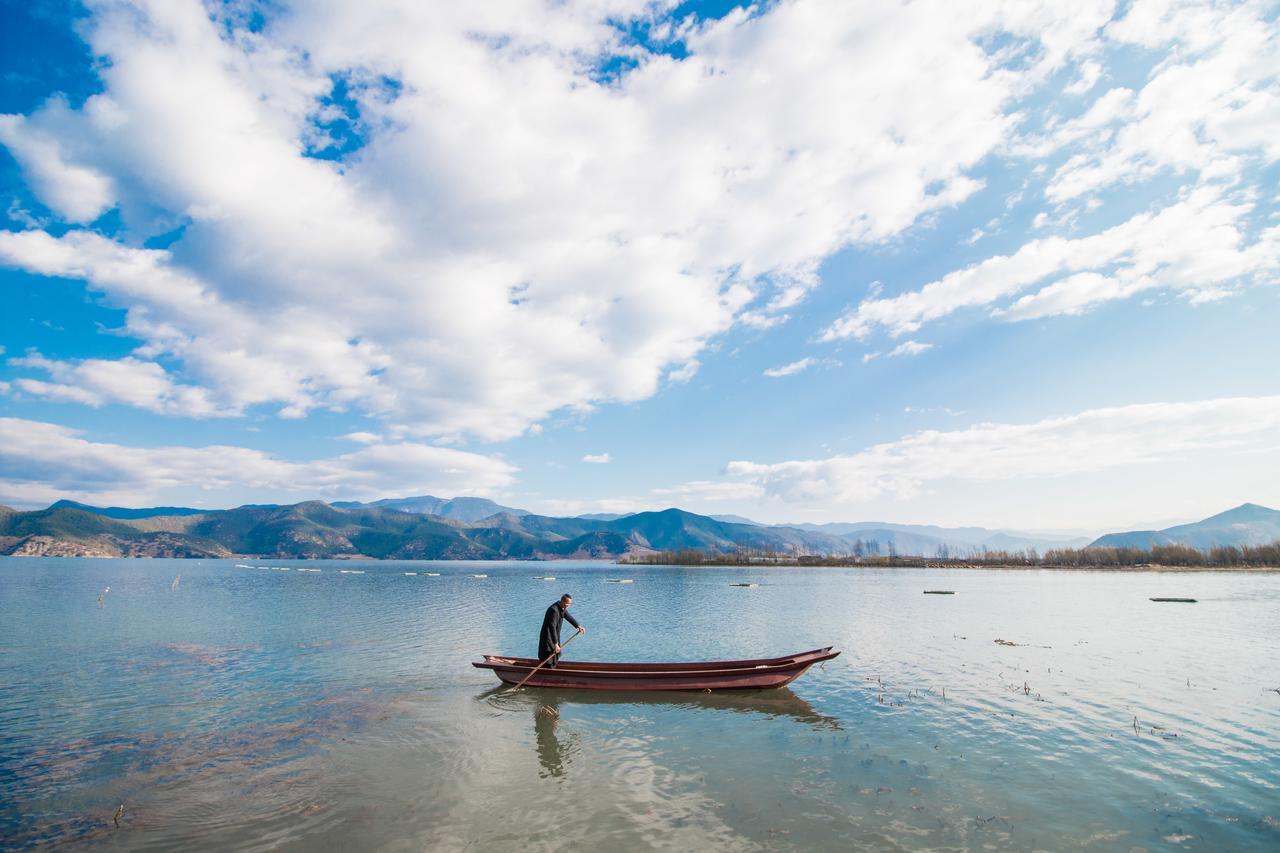 Walden Lugu Lake Zen Retreat Ninglang Yi Eksteriør billede